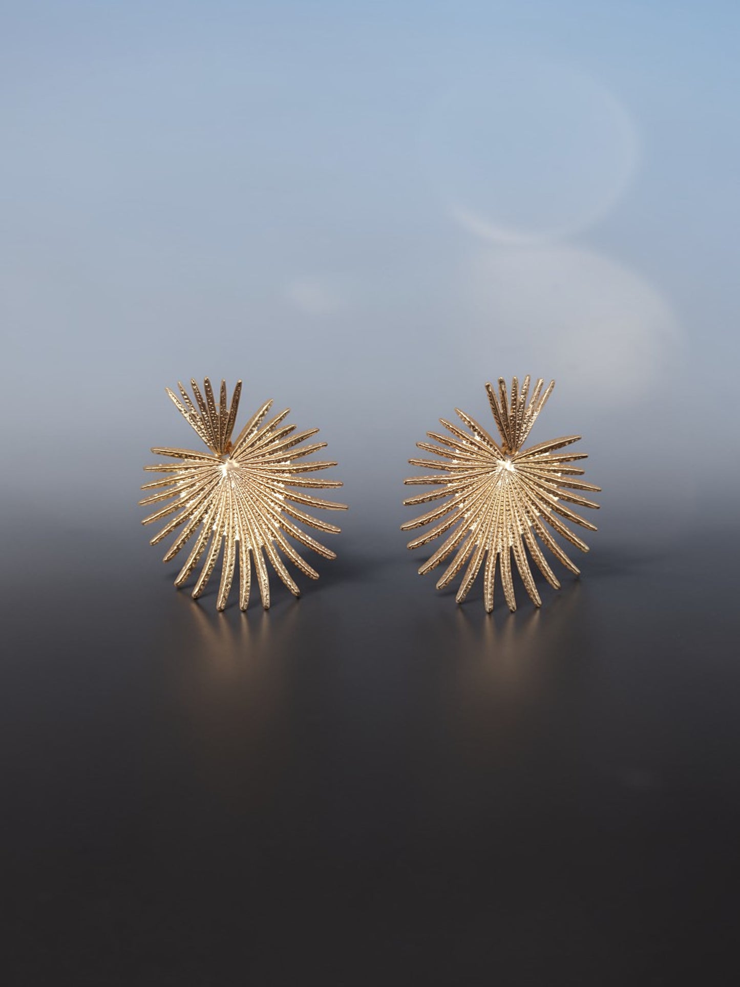 Aretes sunburst gold